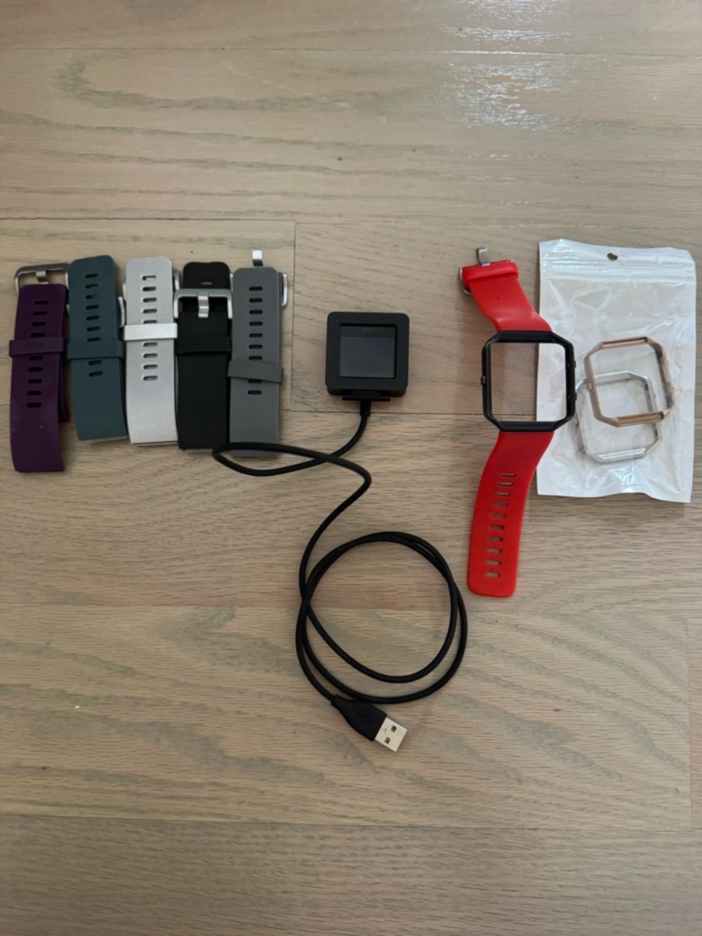 FitBit Blaze Fitness Tracker Touchscreen Smart Watch FB502 with Charge & Bands